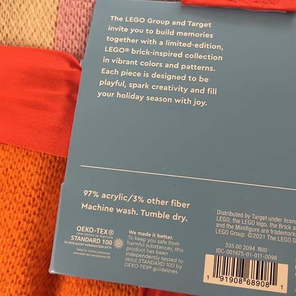 Lego x Target machine washable throw - Picture 5 of 5